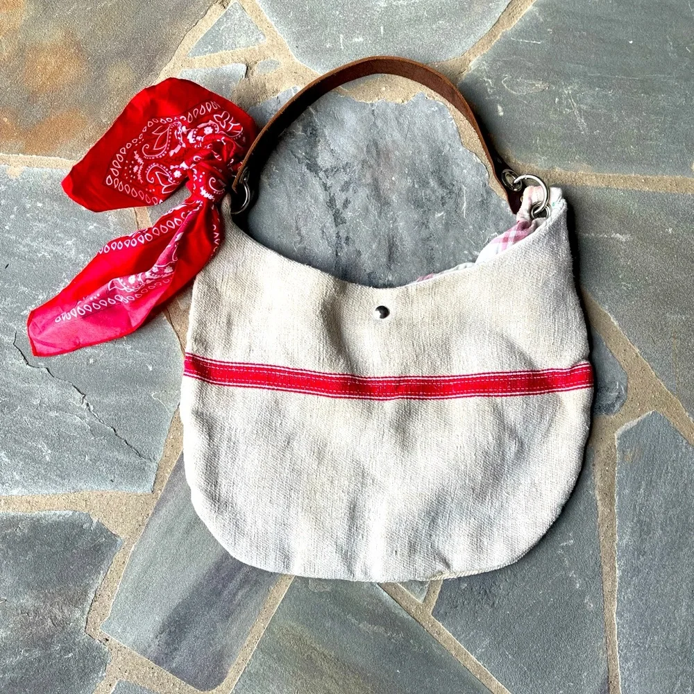 New🌟Free People-Distressed Linen Hobo